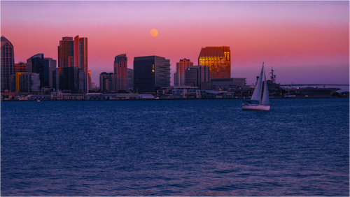 Main image Moonrise